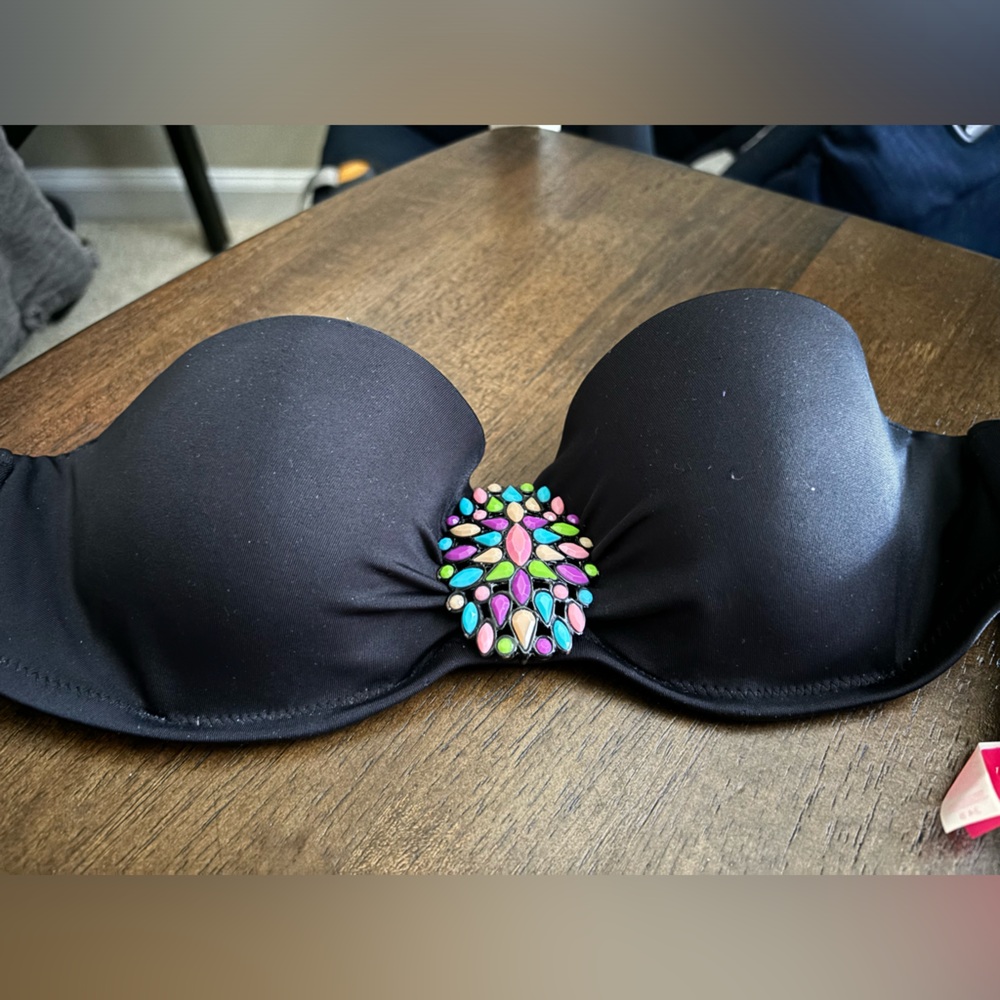 Victoria’s Secret Strapless Bikini Top